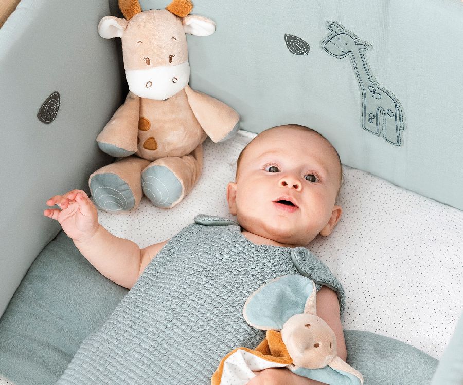 Knuffel Nattou Cuddly Luna the giraffe, pluche knuffel | Luna & Axel