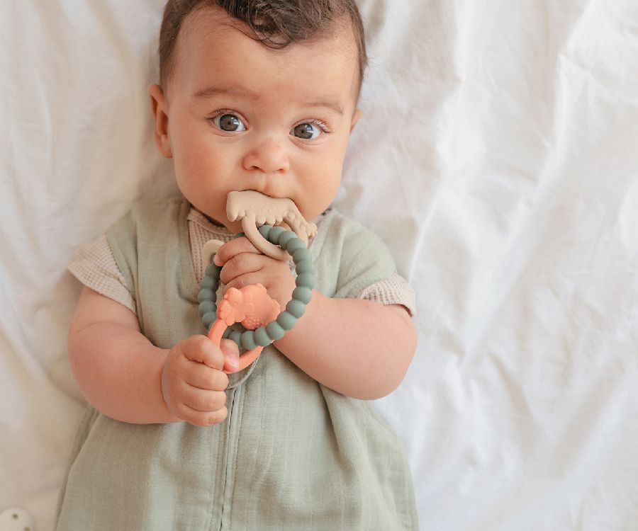 Bijtring Mushie Teether ring